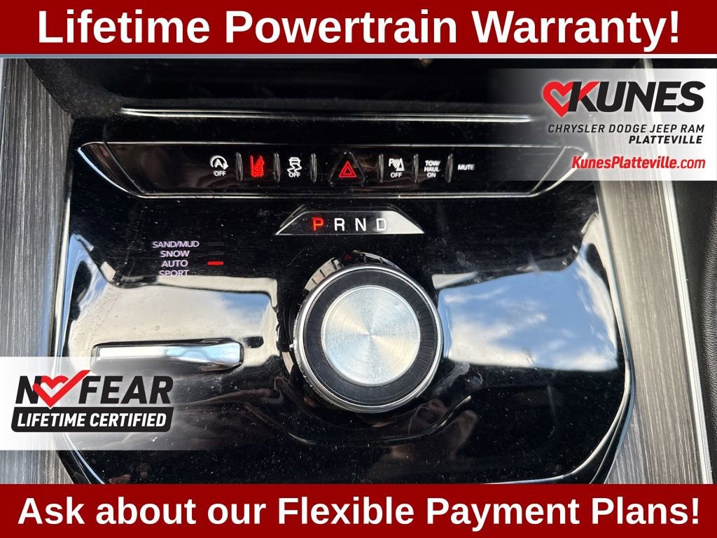 Used 2023 Jeep Wagoneer Series II w/ Flexible Seating Group image 23