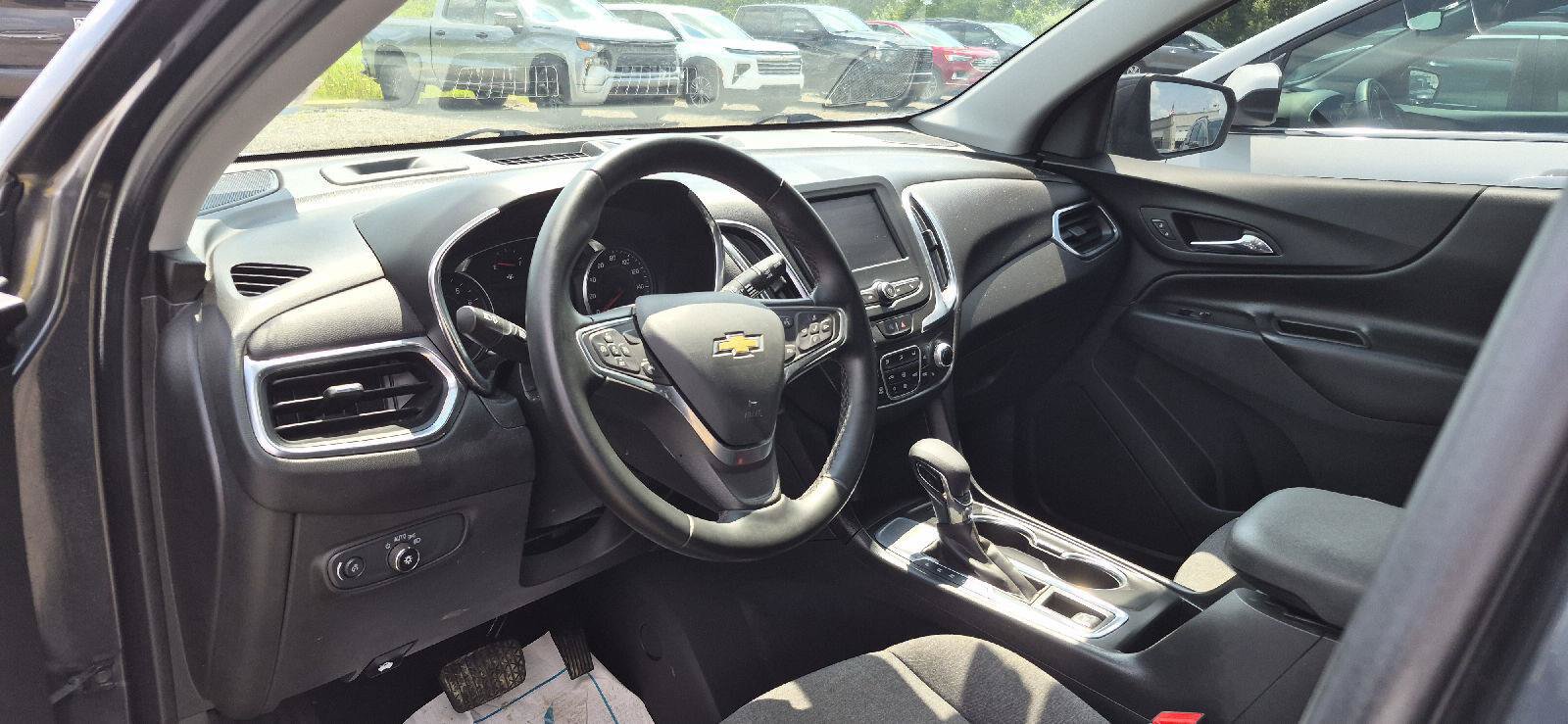 Used 2023 Chevrolet Equinox LT FWD image 8