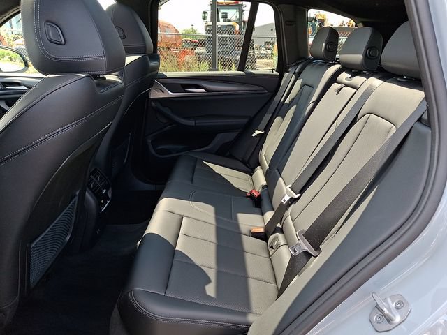 Used 2024 BMW X3 xDrive30i w/ Premium Package AWD/4WD image 9