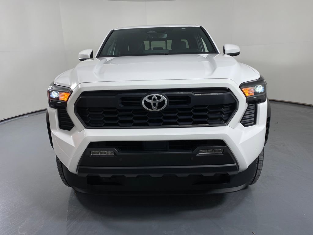 Used 2024 Toyota Tacoma TRD Off-Road w/ TRD Off Road Upgrade Package image 2
