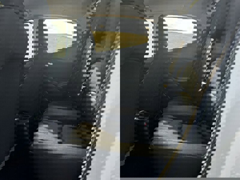 Used 2020 Toyota Yaris LE image 5