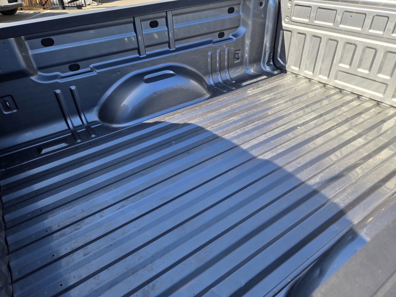 Used 2018 Chevrolet Colorado W/T image 9