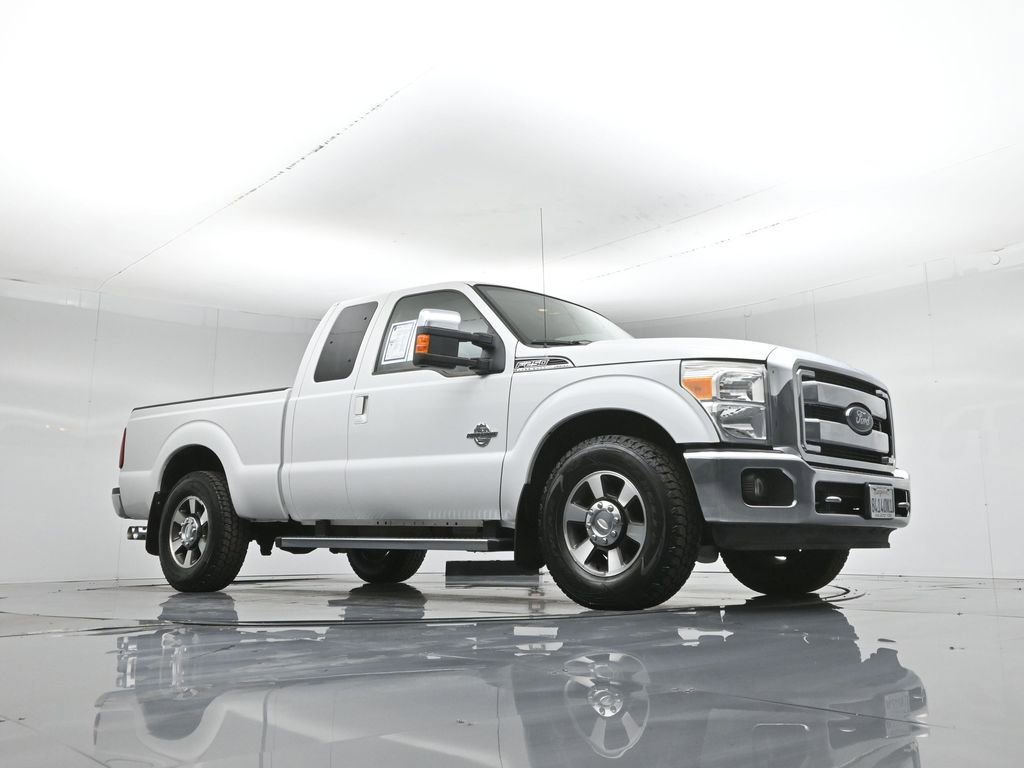 Used 2013 Ford F250 Lariat image 3