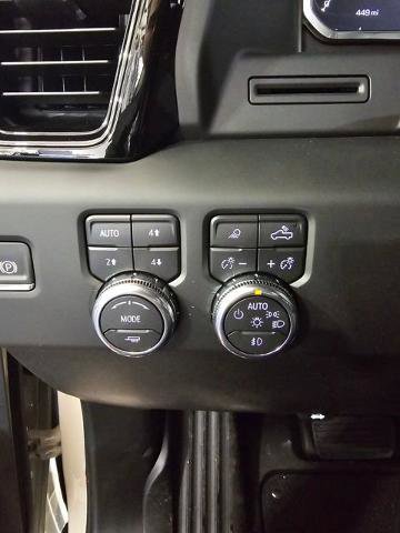 New 2026 GMC Sierra 3500 AT4 image 37