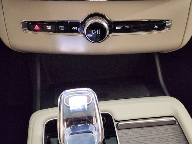 New 2026 Volvo XC90 B6 Ultra w/ Protection Package AWD/4WD image 19
