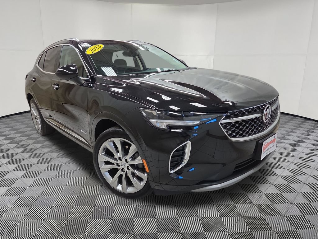 Used 2023 Buick Envision Avenir AWD/4WD image 3