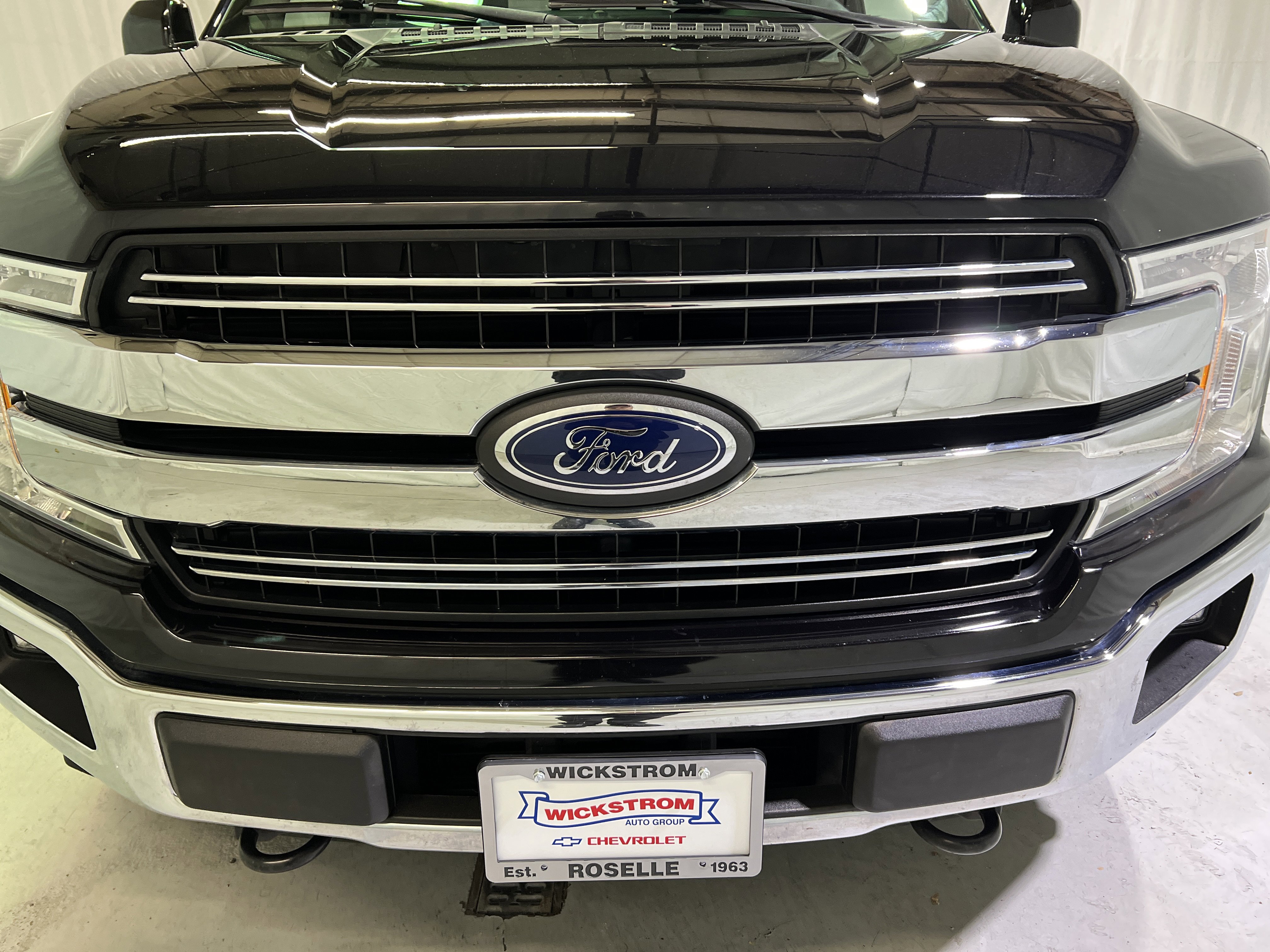 Used 2019 Ford F150 Lariat image 4