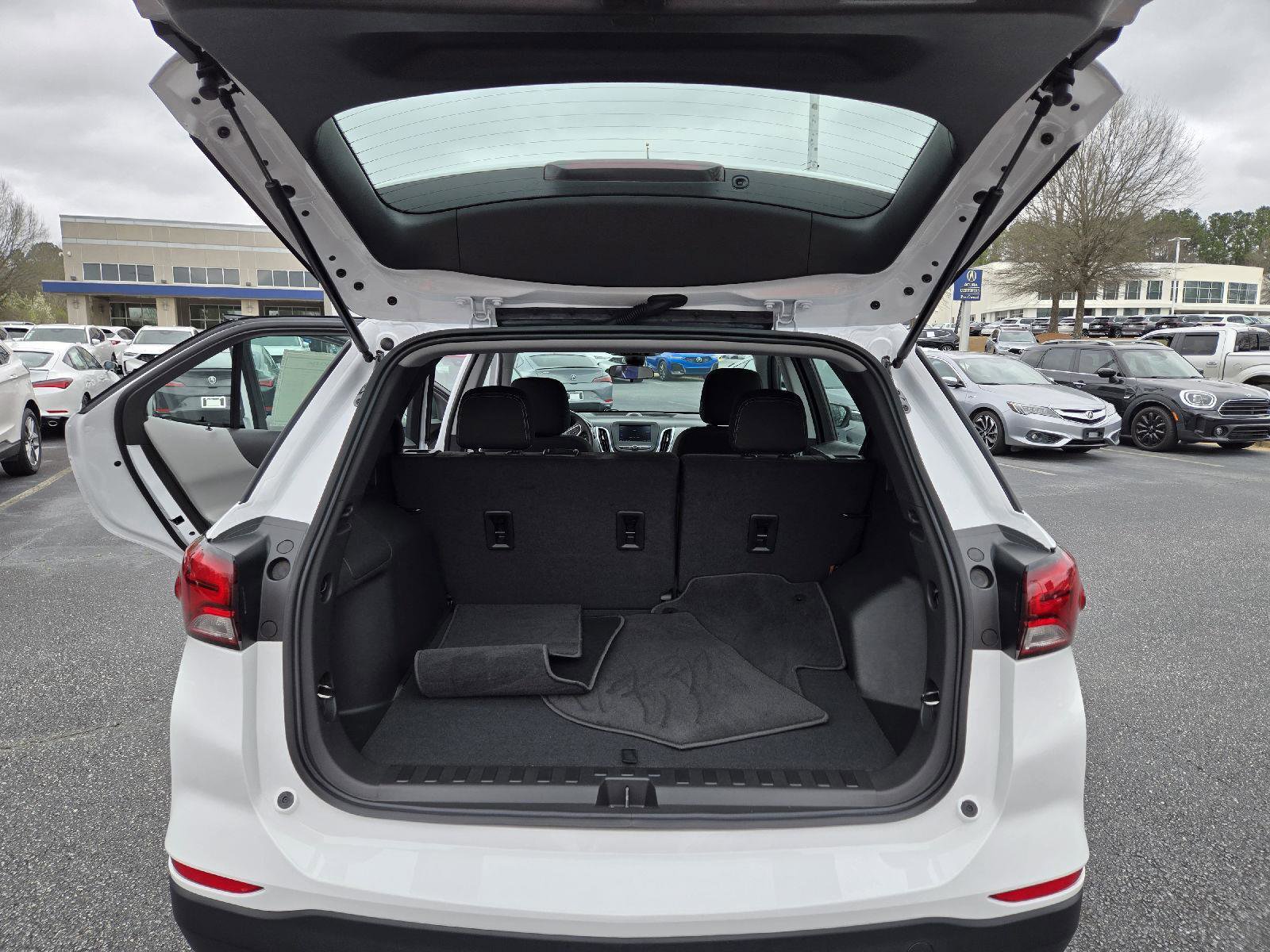 Used 2024 Chevrolet Equinox LS image 26