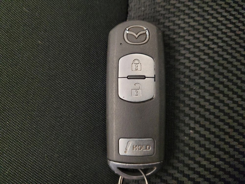 Used 2018 MAZDA CX-5 Sport image 32