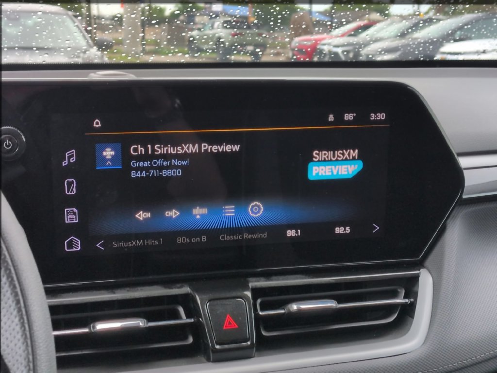 Used 2025 Chevrolet TrailBlazer LT FWD image 16