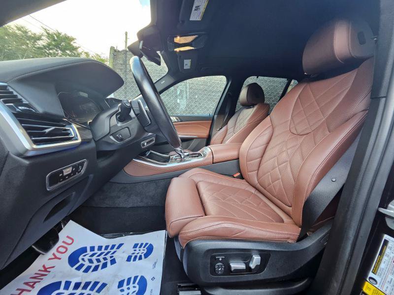 Used 2023 BMW X5 xDrive40i w/ Executive Package AWD/4WD image 38