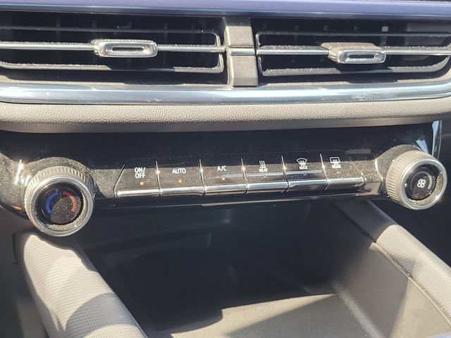 Certified 2025 Chevrolet Equinox EV LT w/ Convenience Package FWD image 35