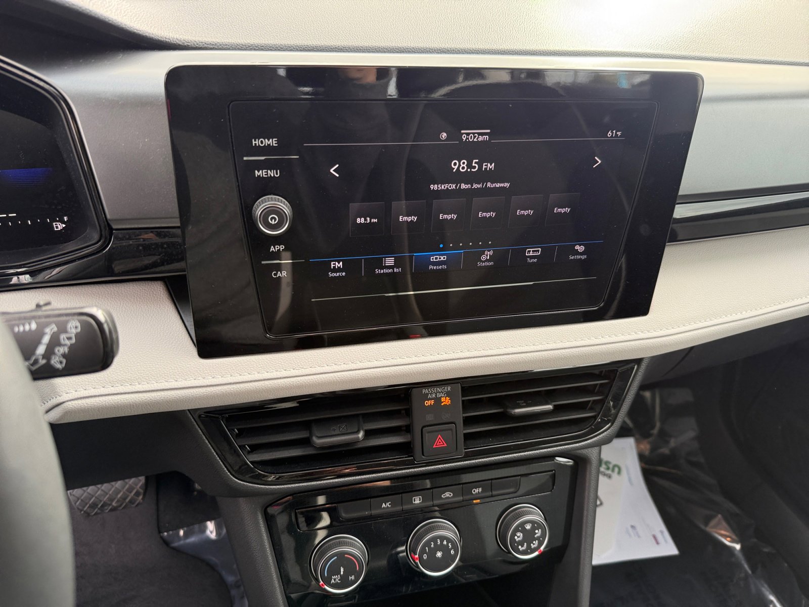 Certified 2025 Volkswagen Taos S FWD image 12
