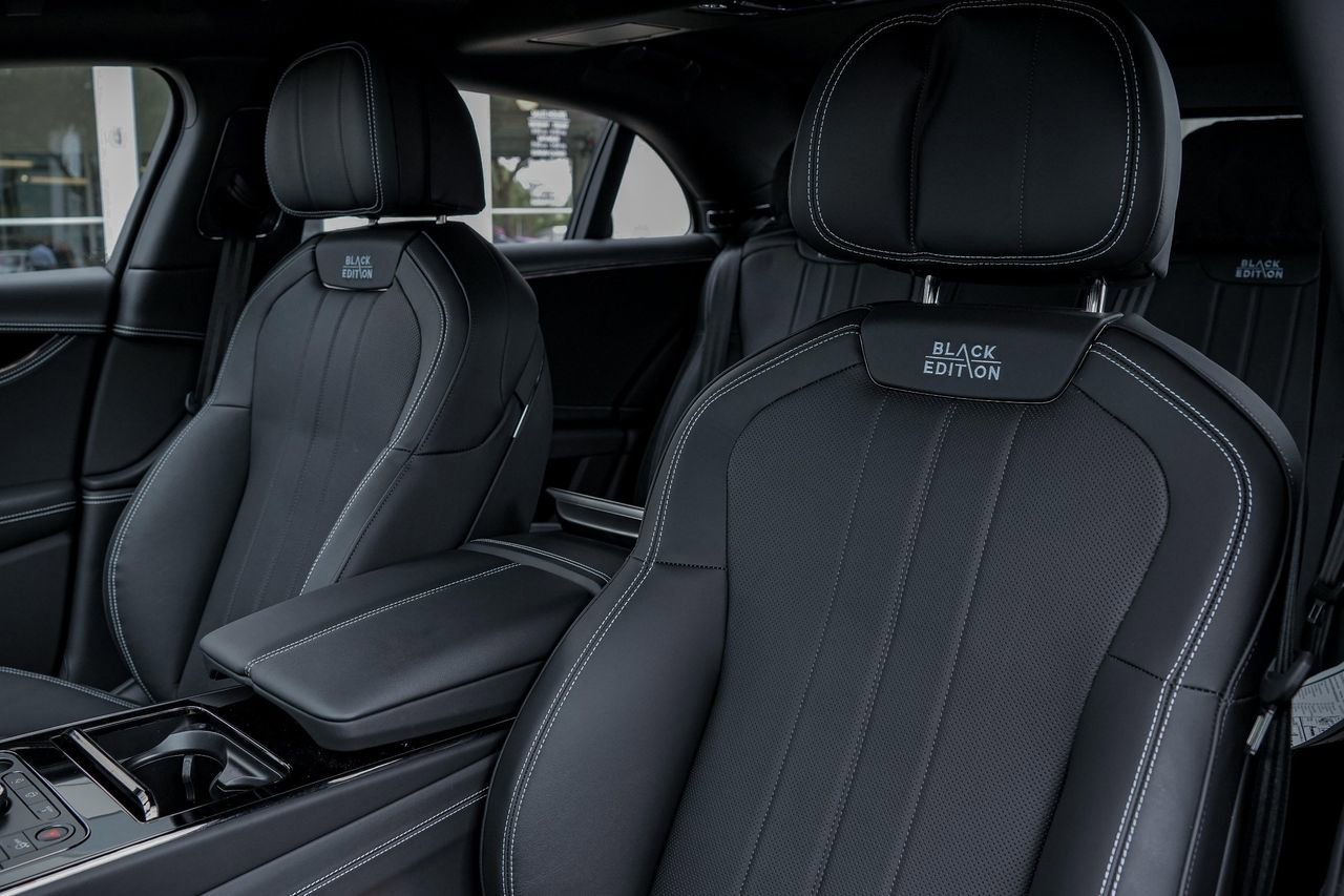 New 2025 Bentley Flying Spur Plug-In Hybrid AWD/4WD image 21