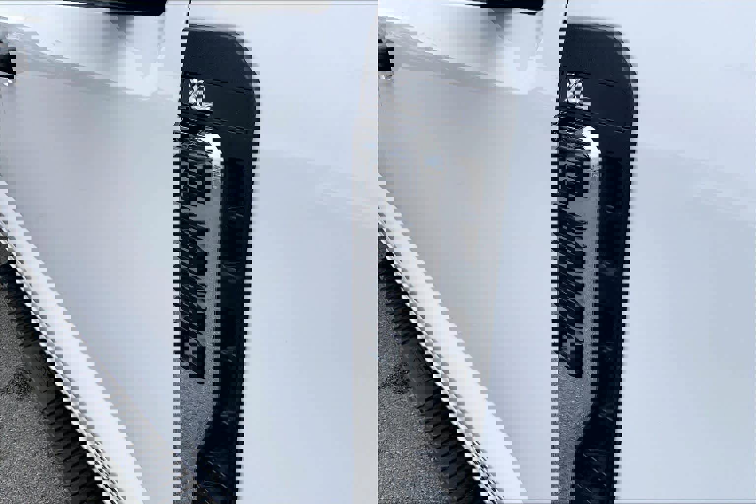 Used 2023 Ford F550 4x4 Crew Cab Super Duty image 30