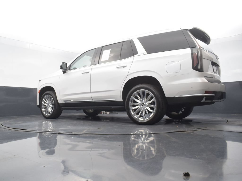 Used 2024 Cadillac Escalade Premium Luxury w/ LPO, Floor Liner Package AWD/4WD image 57