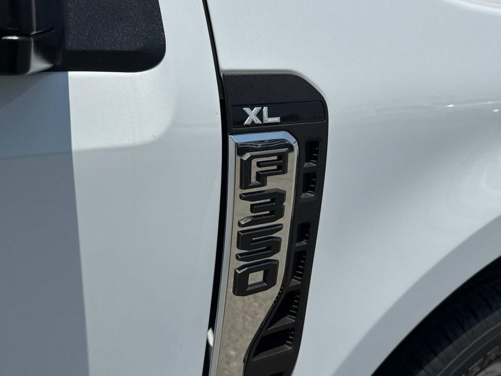 New 2025 Ford F350 XL w/ XL Chrome Package image 17