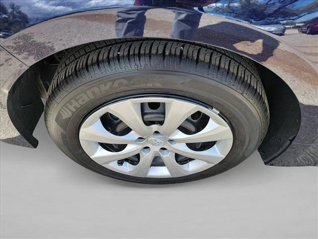 Used 2025 Toyota Corolla LE image 11