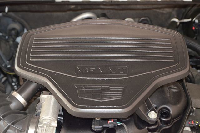 Used 2023 Cadillac XT6 Sport w/ Technology Package image 4