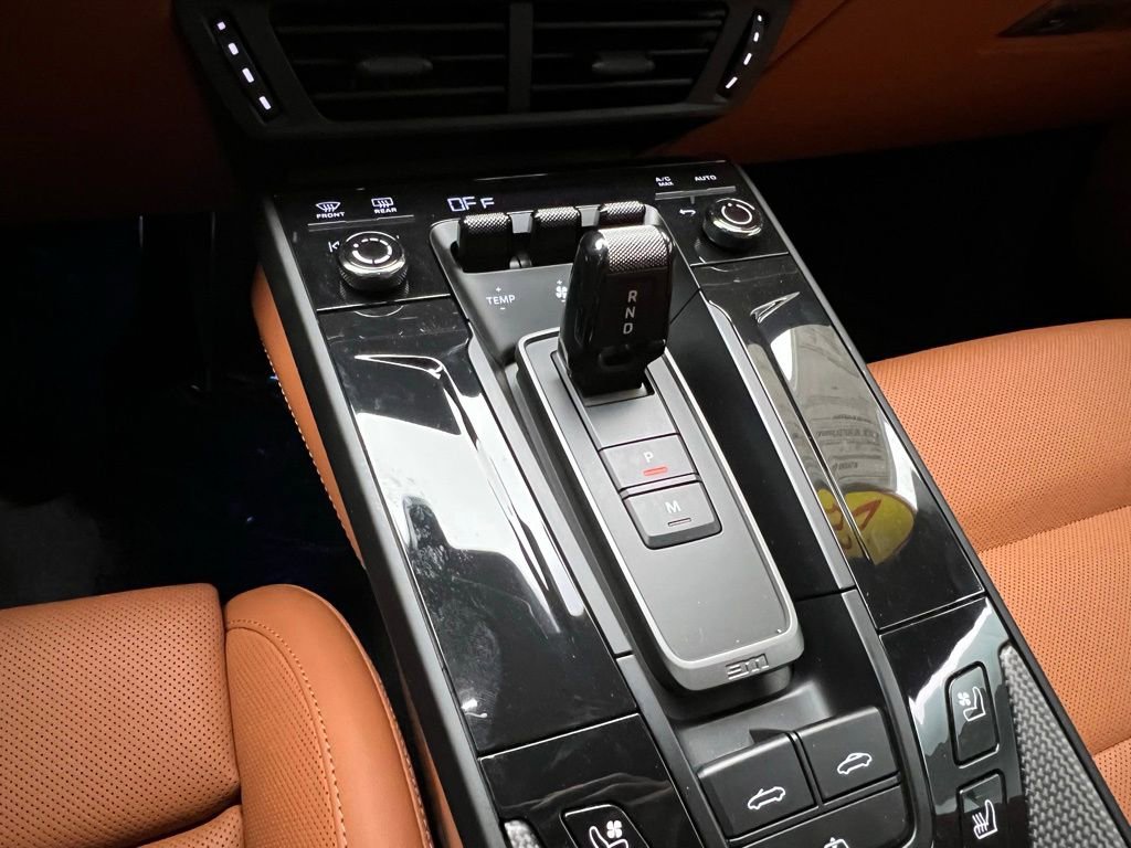 Used 2025 Porsche 911 Carrera 4 GTS image 11