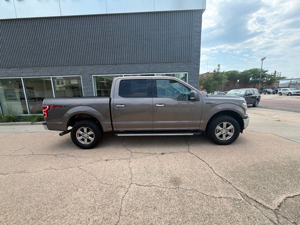 Used 2020 Ford F150 XLT w/ Equipment Group 302A Luxury AWD/4WD image 11