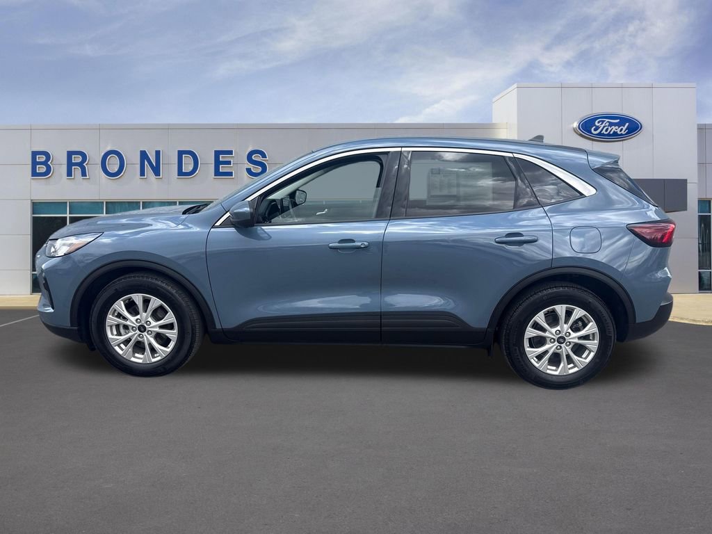 Used 2023 Ford Escape Active w/ Tech Pack #2 image 1