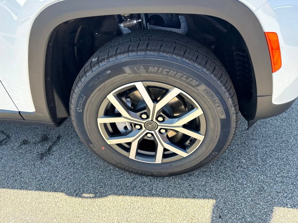 New 2027 Jeep Grand Cherokee Laredo X AWD/4WD image 9