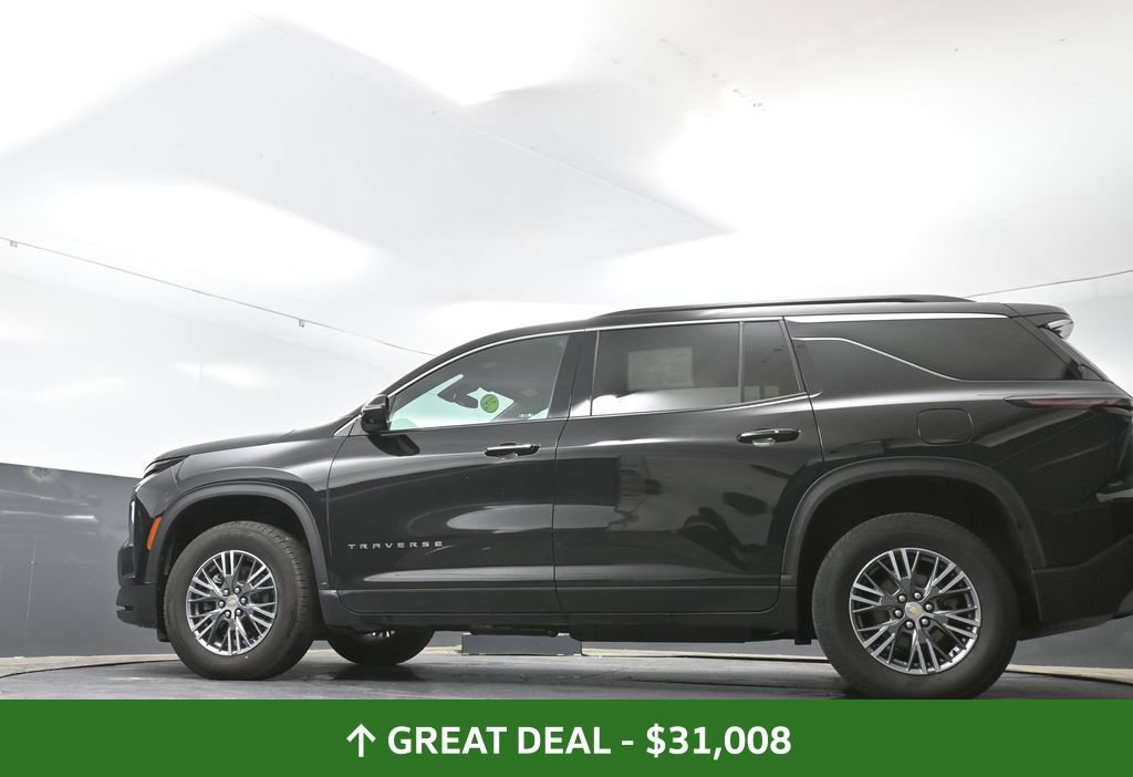 Used 2024 Chevrolet Traverse LT FWD image 31