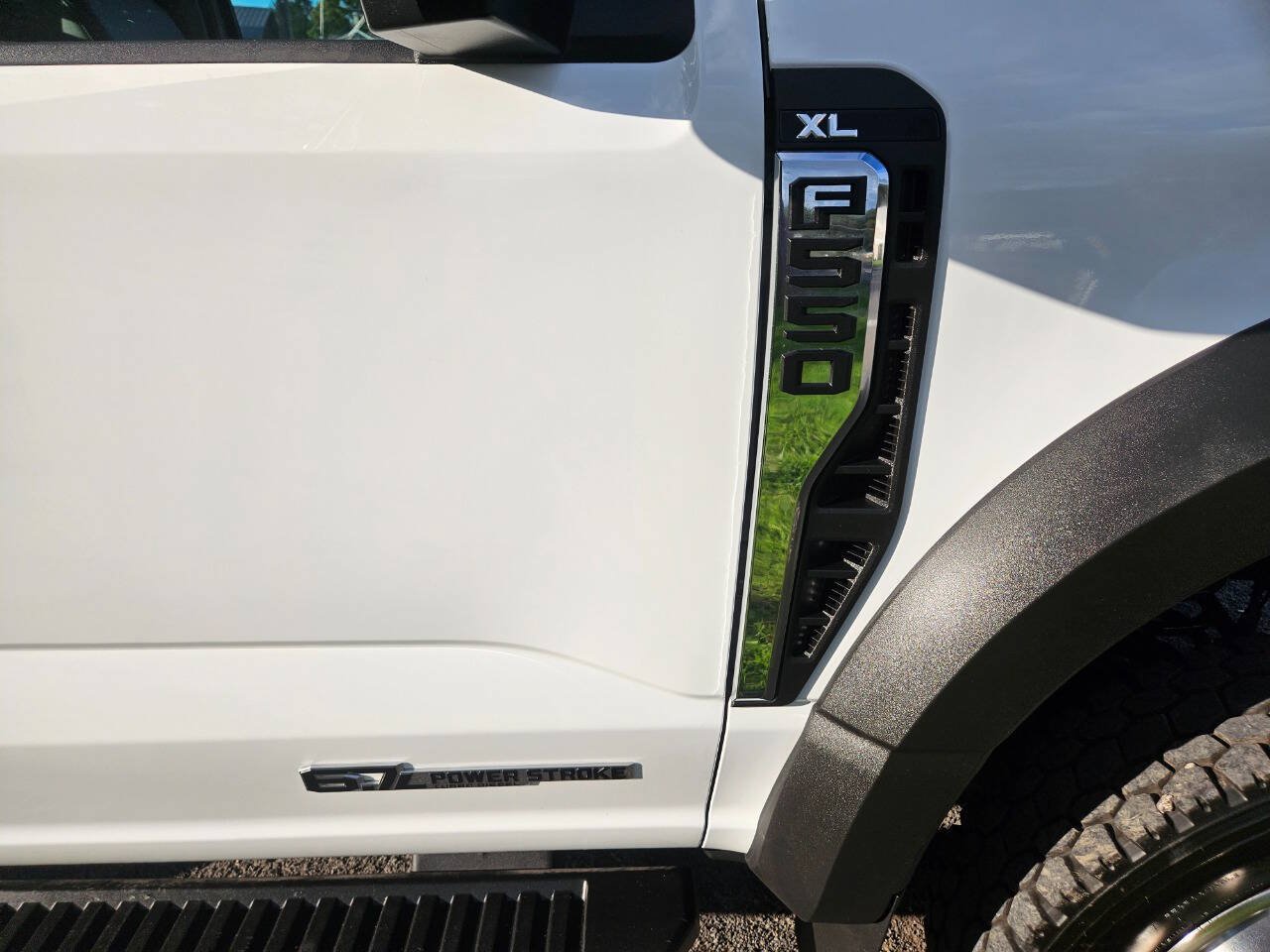 Used 2023 Ford F550 4x4 Regular Cab Super Duty w/ Snow Plow Prep Package image 9