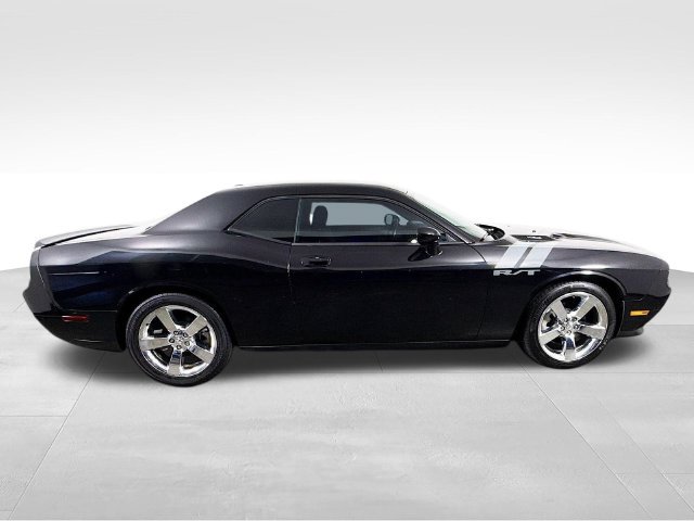Used 2010 Dodge Challenger R/T RWD image 6