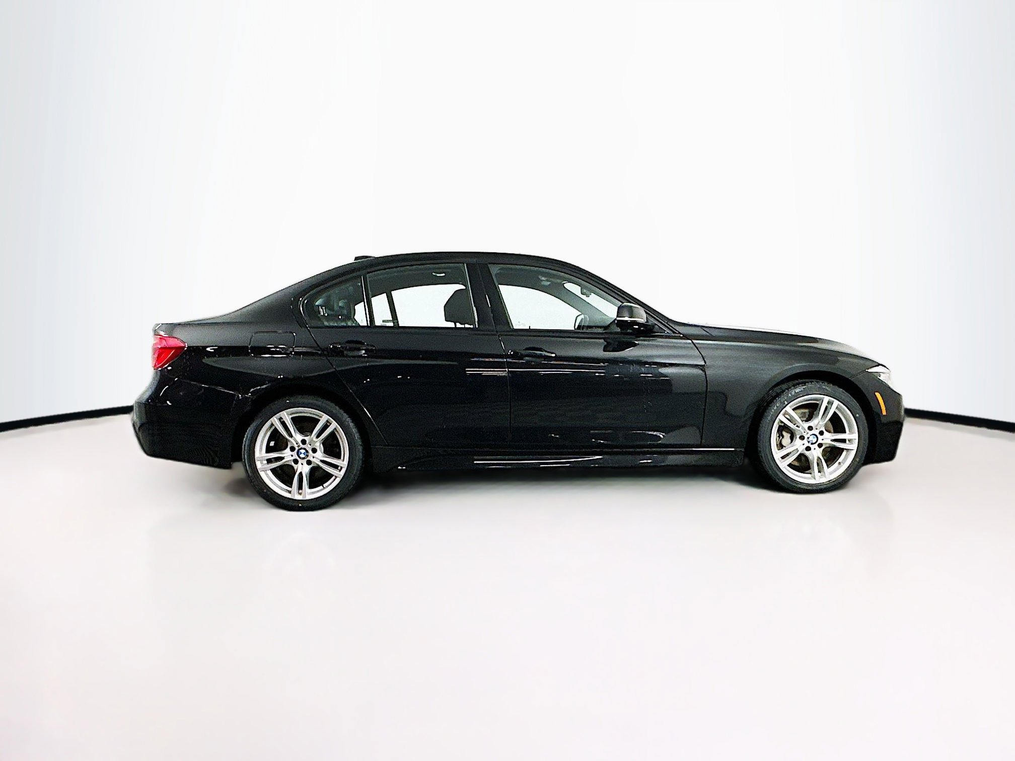 Used 2017 BMW 340i xDrive Sedan image 10