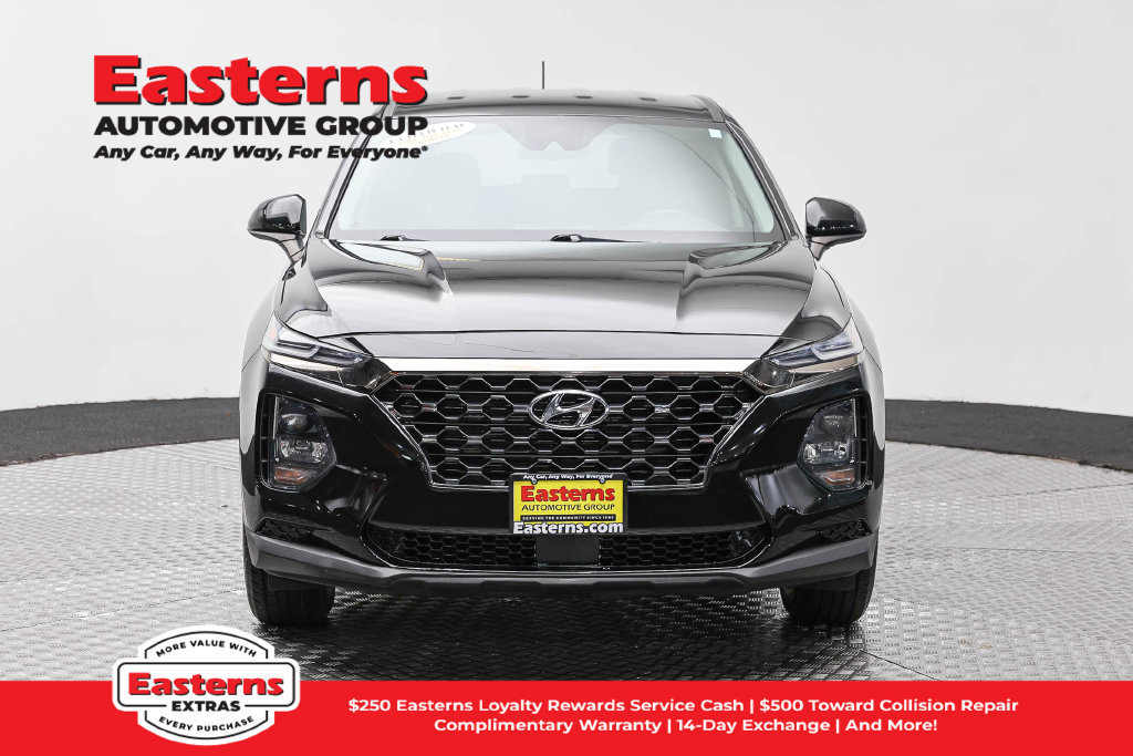 Used 2019 Hyundai Santa Fe SE FWD image 3