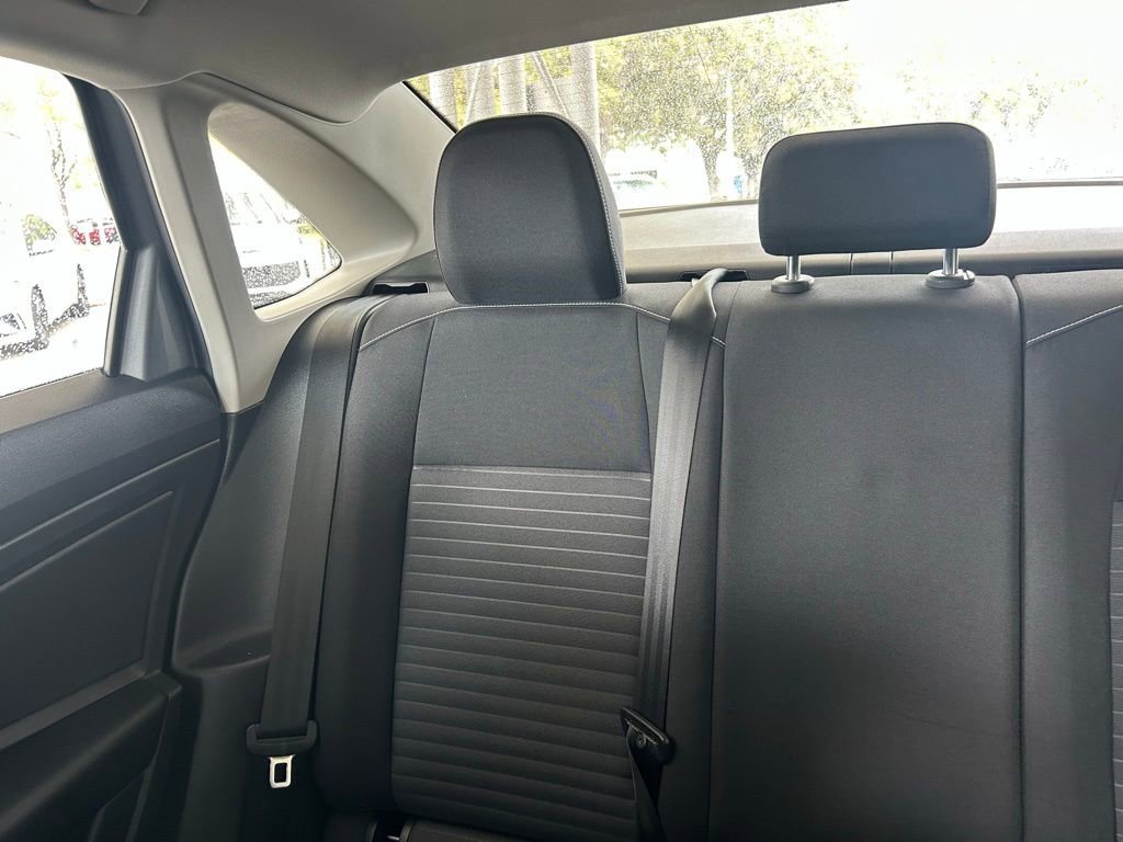 Used 2022 Volkswagen Jetta S image 12