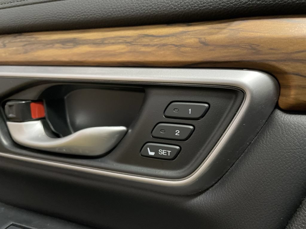 Used 2018 Honda CR-V Touring image 33