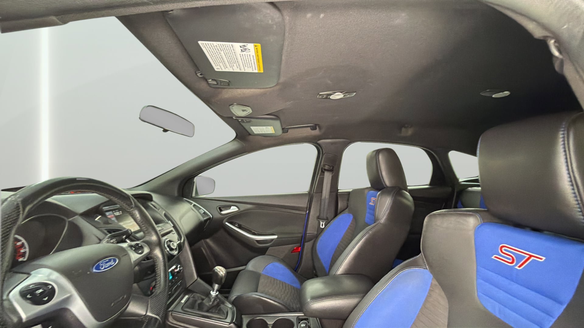 Used 2014 Ford Focus ST w/ Equipment Group 201A FWD image 32