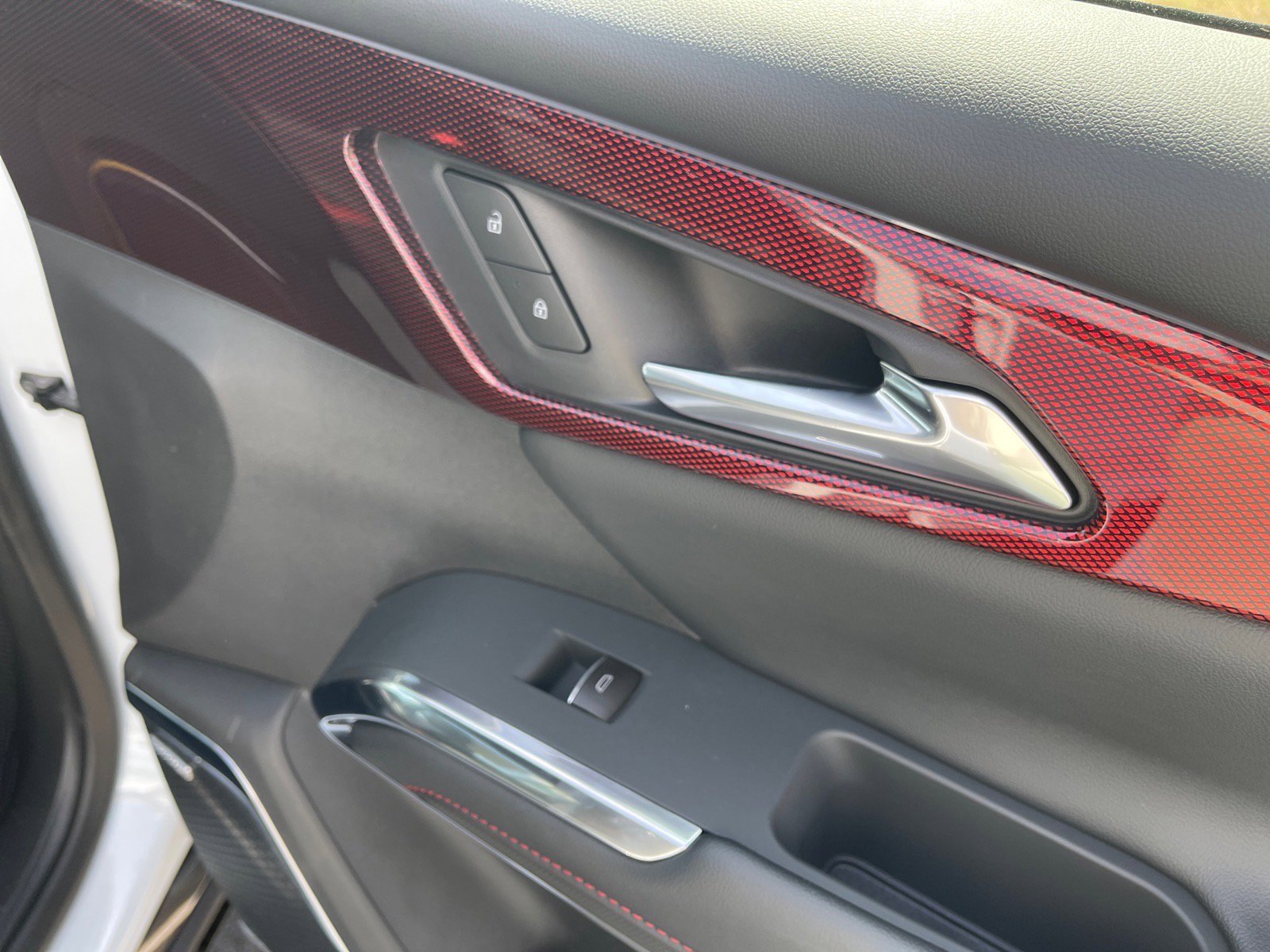 New 2026 Chevrolet Traverse RS FWD image 19