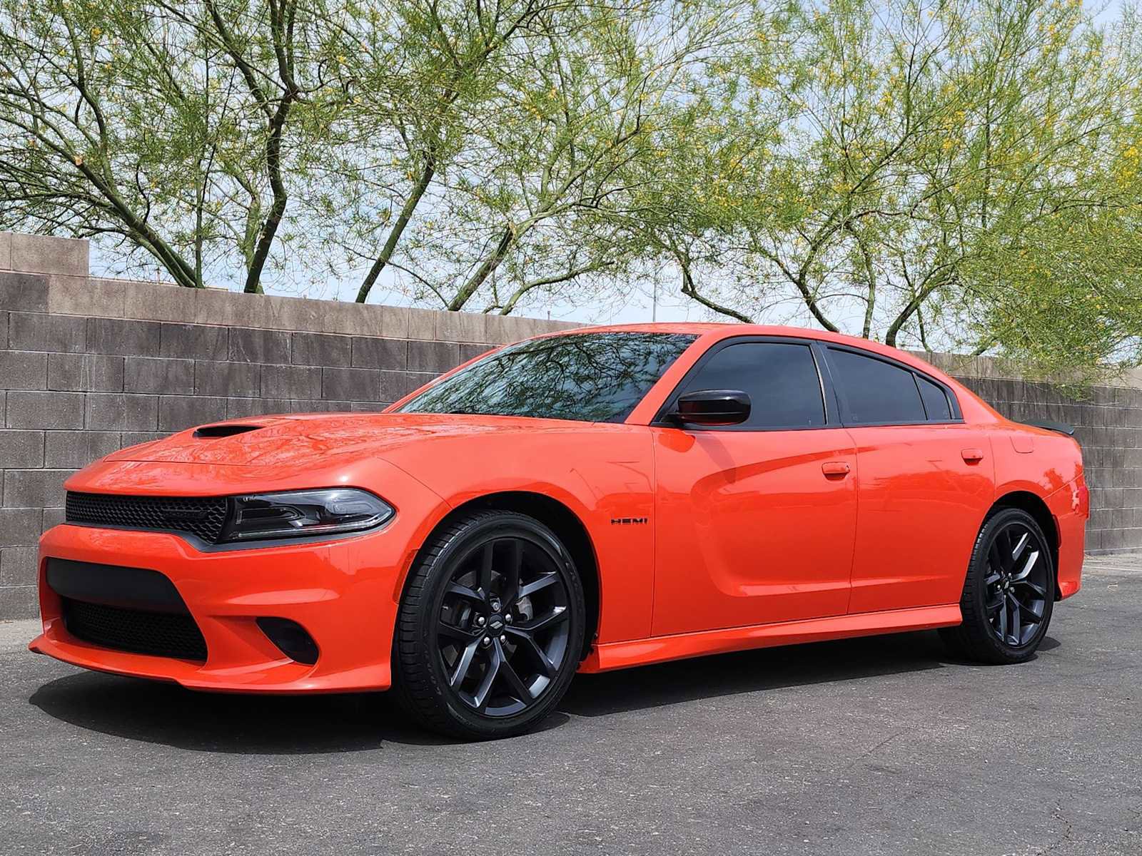 Used 2022 Dodge Charger R/T w/ Blacktop Package image 5