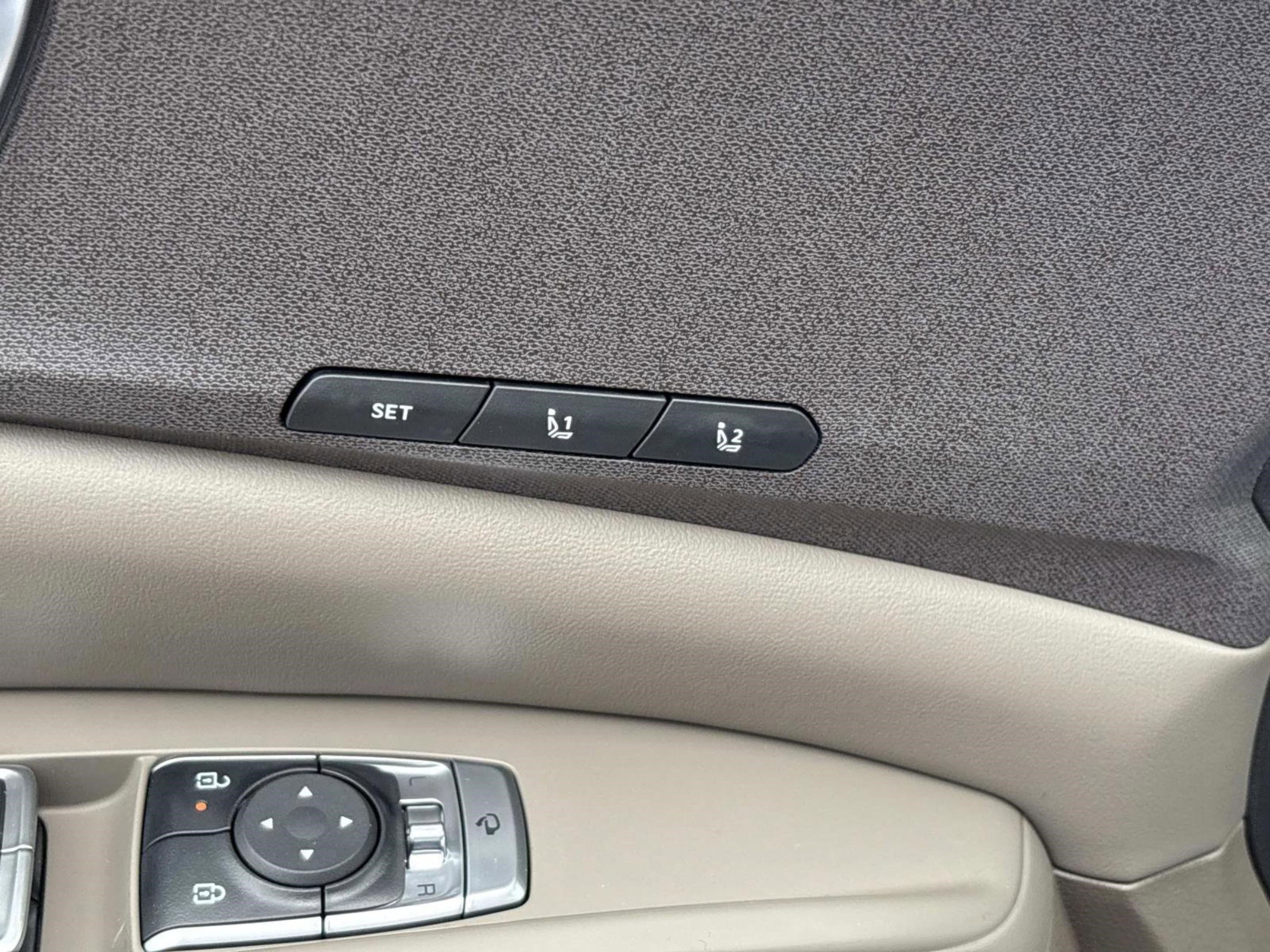 New 2026 Kia Carnival EX image 21