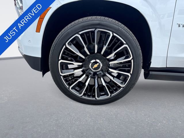 New 2026 Chevrolet Tahoe High Country AWD/4WD image 10