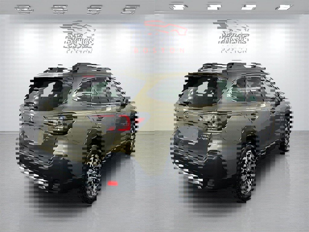 Used 2023 Subaru Outback Limited image 4
