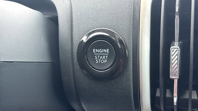 Used 2025 Ford Expedition Active image 14