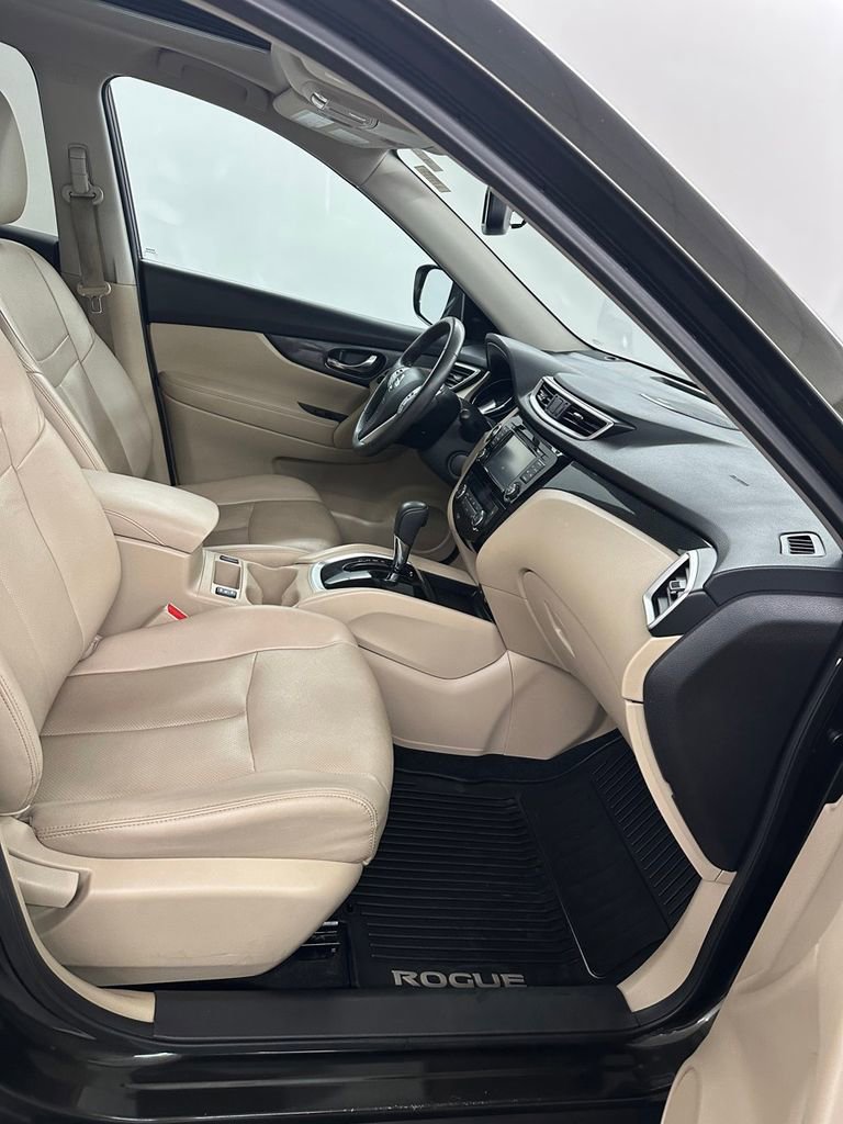 Used 2016 Nissan Rogue SL w/ SL Premium Package image 36