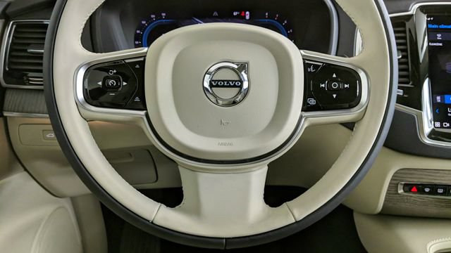 Used 2023 Volvo XC90 B5 Plus w/ Protection Package Premier AWD/4WD image 32