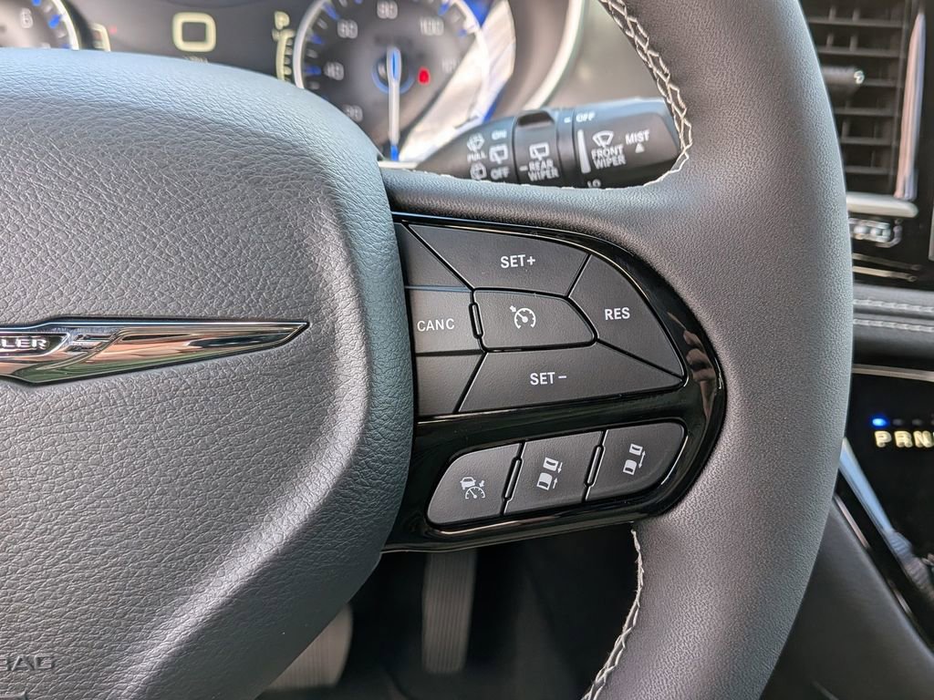 New 2026 Chrysler Pacifica Select w/ S Appearance Package image 21