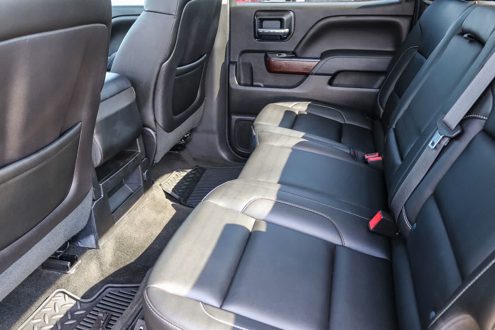 Used 2014 GMC Sierra 1500 SLT w/ SLT Crew Cab Value Package RWD image 18