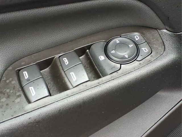 Used 2023 Chevrolet Equinox LT FWD image 16