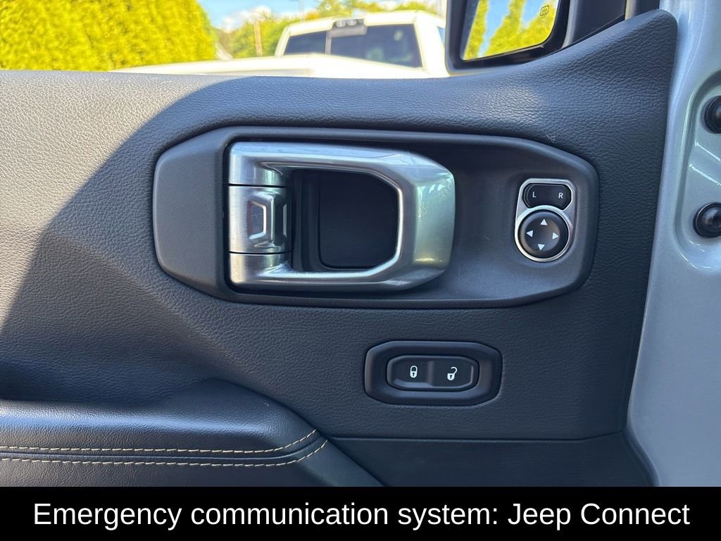 Used 2024 Jeep Wrangler Sahara image 16