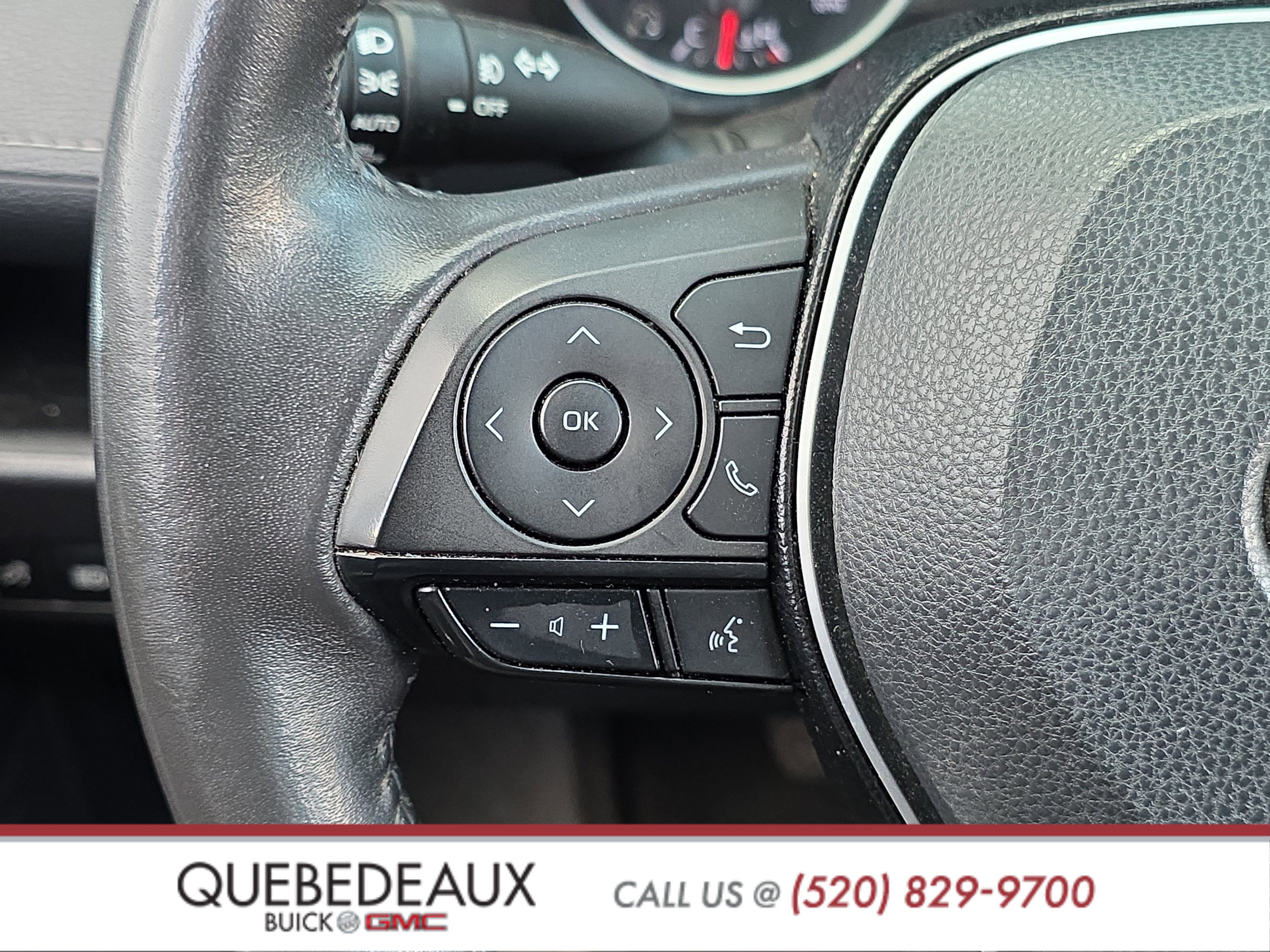 Used 2021 Toyota RAV4 XLE Premium w/ Carpet Mat Package (TMS) FWD image 15