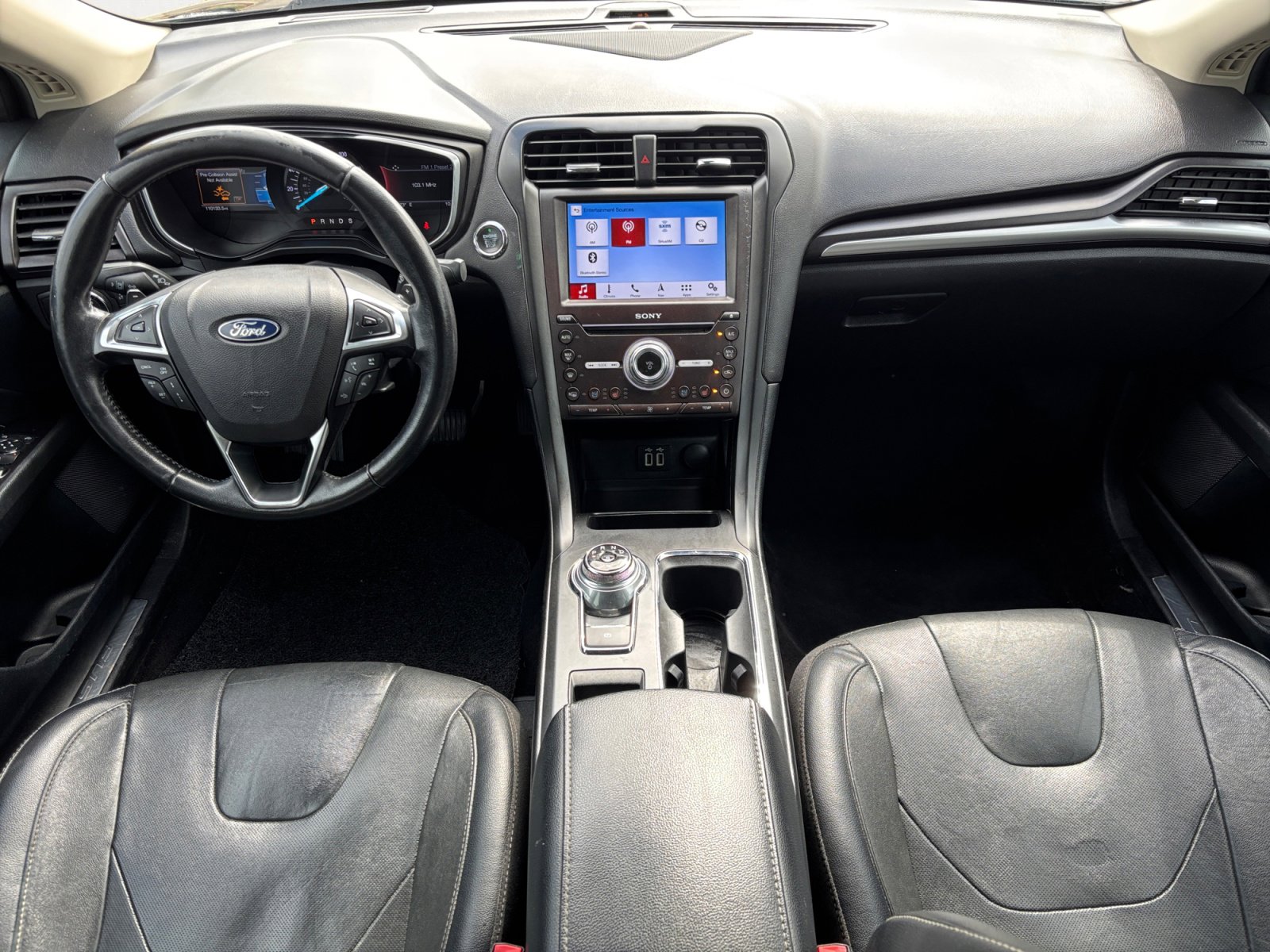 Used 2019 Ford Fusion Titanium image 3