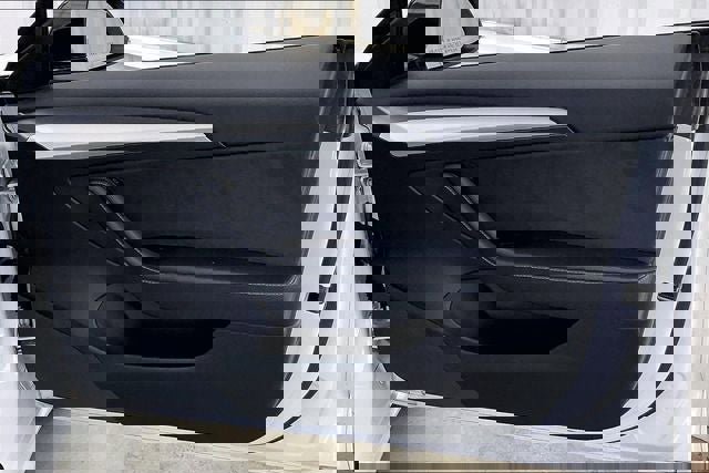 Used 2021 Tesla Model 3 Standard Range Plus RWD image 21